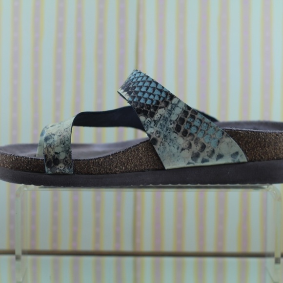 Mephisto Helen Sandal - Picture 13 of 15